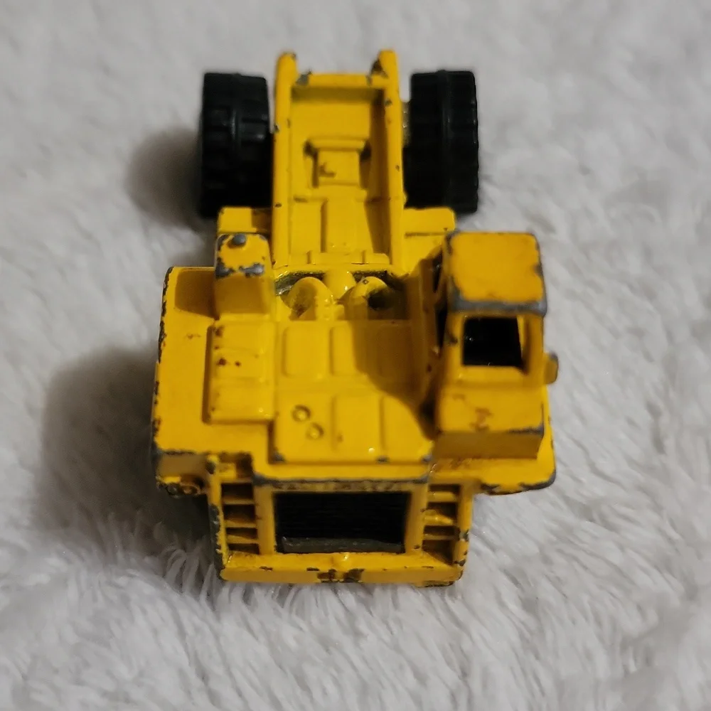 Vintage 1979 Hot Wheels CAT Dump Truck